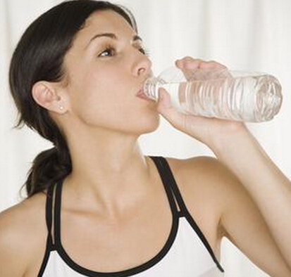 喝水的瓶子 喝水的瓶子